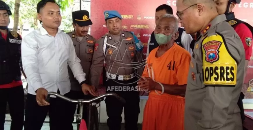 Kakek di Trenggalek Ditangkap karena Cabuli Anak di Bawah Umur