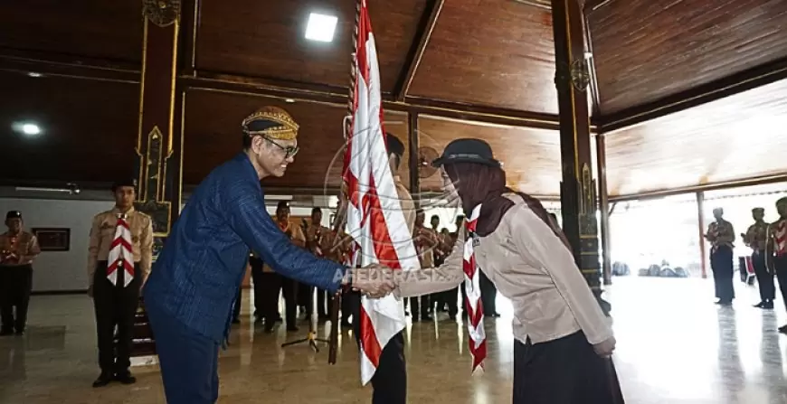 Pj Bupati Tulungagung Lepas Kontingen Raimuna Jatim XIV Tahun 2023 untuk Meningkatkan Keterampilan Kepramukaan