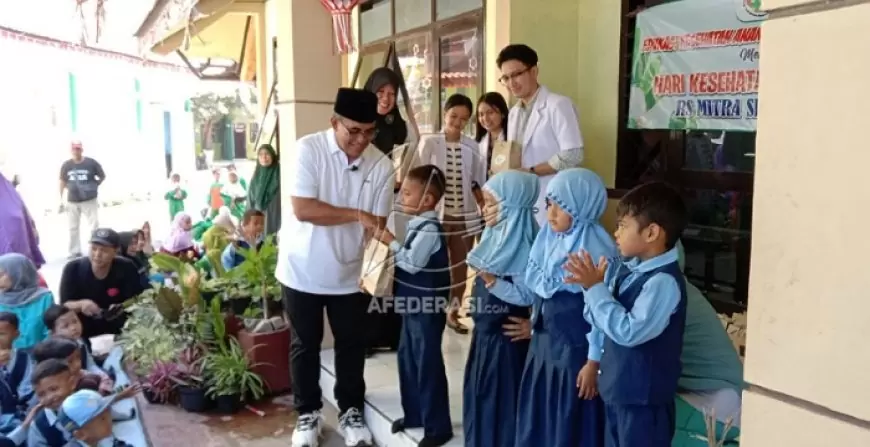 RSMS Situbondo Beri Makanan Sehat Gratis dan Edukasi Kesehatan pada Hari Kesehatan Nasional ke-59
