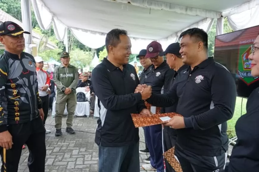 Asahan Launching Aplikasi Mall UMKM dan Bimbingan Koperasi Berprestasi