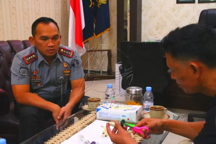 Petugas Lapas Banyuwangi Gagalkan Penyelundupan Sabu dalam Bungkus Rokok