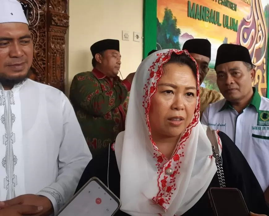 Kunjungi Ponpes Al Furqon dan Manbaul Ulum, Yenni Wahid: Kita Butuh Pemimpin dari Kalangan Santri