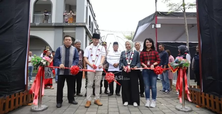 Bupati Trenggalek Luncurkan Kartu Kredit Pemerintah Daerah untuk Dukung UMKM