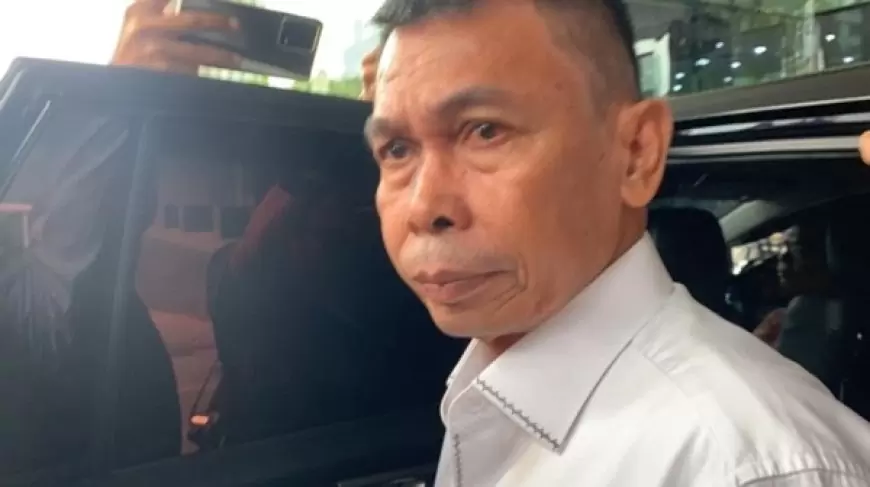 Presiden Jokowi Saksikan Pengucapan Sumpah Nawawi Pomolango sebagai Ketua KPK Sementara