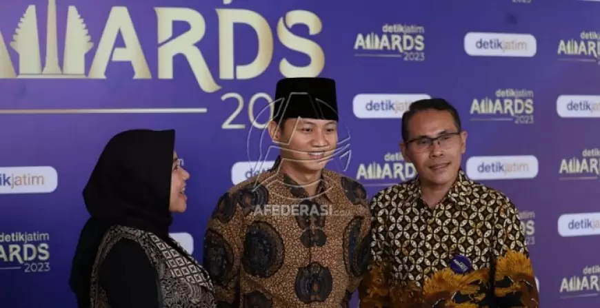 Bupati Trenggalek Raih Penghargaan Sebagai Tokoh Inovator Pelestarian Lungkungan