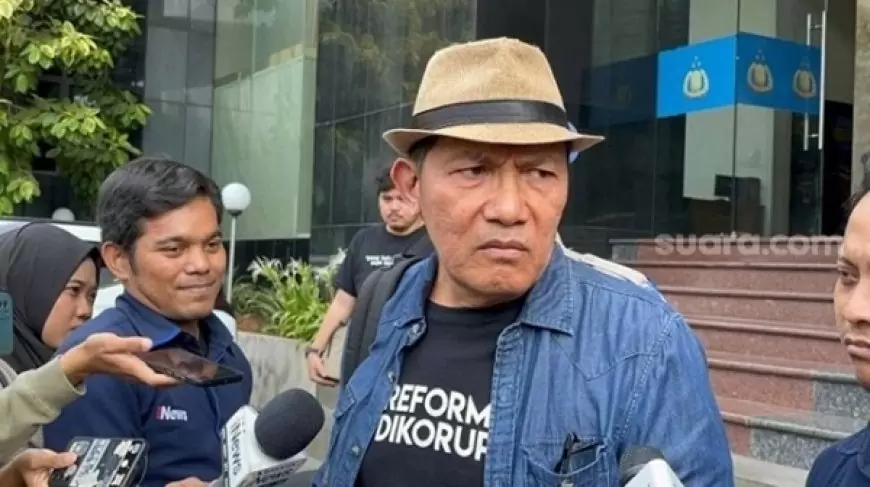 Saut Situmorang Diperiksa Kembali Terkait Kasus Pemerasan Firli Bahuri