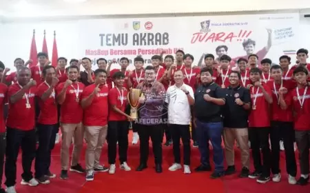 Persedikab U-17 Raih Juara 1 Soeratin Cup Provinsi Jawa Timur, Bupati Kediri Beri Penghargaan dan Beasiswa