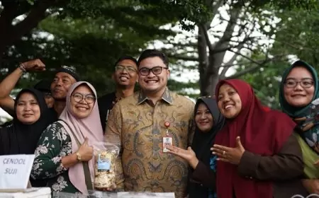 Mas Dhito Dorong Guru Punya Usaha