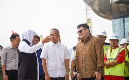 Kunjungi Bandara, Mas Dhito Ajak Kepala Daerah Selingkar Wilis Bangun Jalan Non Tol