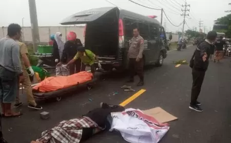 Akibat Gagal mendahului Truk di Gresik, Dua Pengendara Motor Tewas
