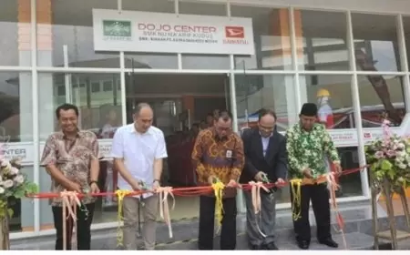 Pintar Bersama Daihatsu: PT Astra Daihatsu Motor Resmikan Dojo Center di SMK NU Maarif Kudus