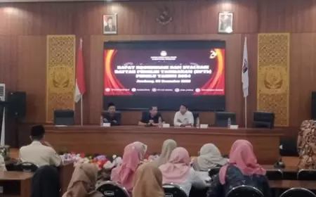 KPU Jombang Rakor Evaluasi dengan PPK Terkait Pemilih DPTb