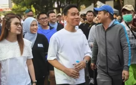 Strategi Gibran dan Selvi: Memikat Hati Pemilih dengan Pembagian Susu dan Buku Gratis