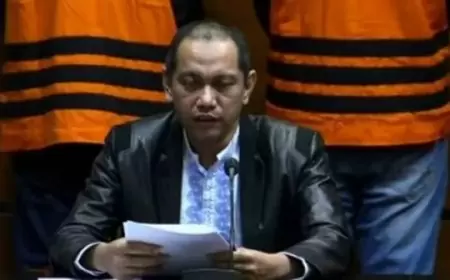 Nurul Ghufron Kritik Pemakaman Eddy Rumpoko, Terpidana Korupsi, di TMP Batu