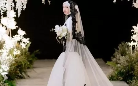 Ivan Gunawan Rancang Gaun Pengantin Adiba Khanza: Elegan dan Syar'i