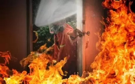 Tragedi Kebakaran di Cijantung: Remaja Tewas Terpanggang di Kamar