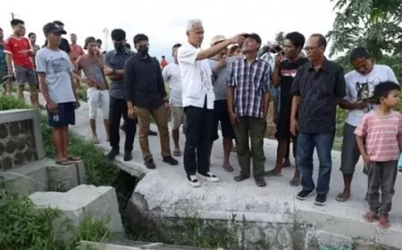 Puluhan Petani Magelang Hadang Rombongan Ganjar Pranowo, Keluhkan Soal Air Irigasi