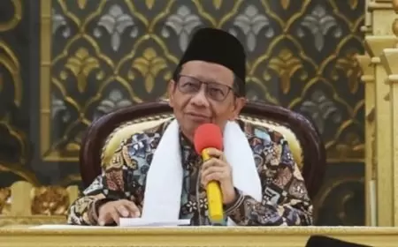 Mahfud MD Bicara Tuntas Perbedaan Politik Identitas dan Identitas Politik