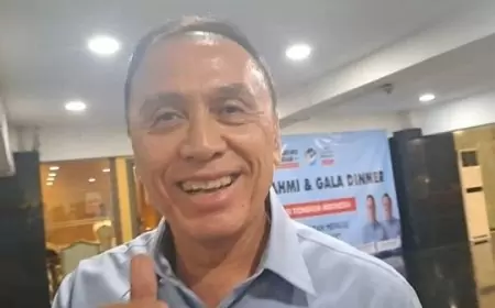 Iwan Bule Tanggapi Polemik Kehadiran Teddy Indra Wijaya dalam Kegiatan Prabowo