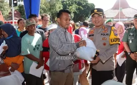 Operasi Pasar Murah Bahan Pokok di Trenggalek, Upaya Tangkal Inflasi Tahun 2023