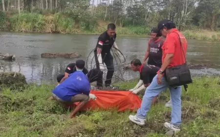 Polisi Selidiki Jasad Pemuda Tanpa Identitas Mengapung di Sungai Brantas Ngunut