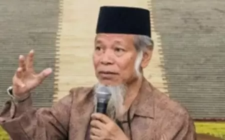 Jokowi dan Kabinetnya Dikritik oleh Abdullah Hehamahua