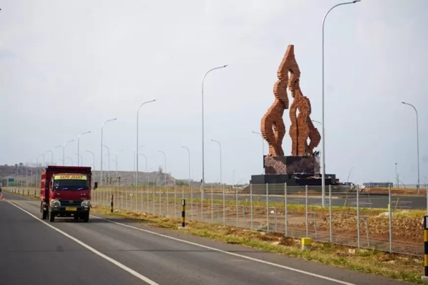 Dukung Akses ke Bandara, Pemkab Kediri Lebarkan Jalan Simpang Empat Banyakan