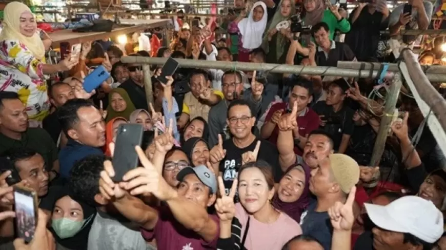 Anies Baswedan Dorong Pembentukan Koperasi sebagai Solusi Keluhan Pedagang di Pasar Pagi Angso Duo, Jambi