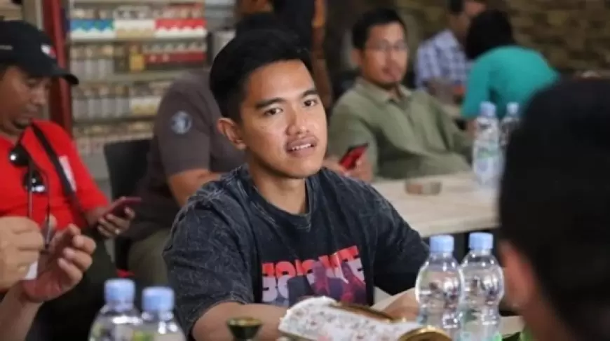 Provokasi Gerombolan Massa dengan Bendera PDIP dalam Acara PSI di Pati: Kaesang Ajak Sukarelawan Jaga Kondusivitas