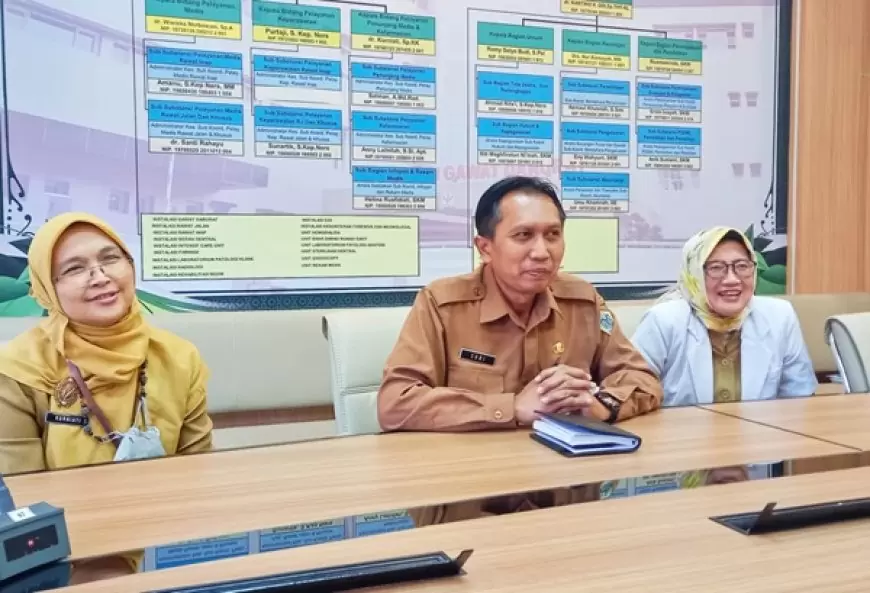 Hasil Visum Viral Dugaan Penganiayaan TSK Penadah HP, Direktur RSUD Ibnu Sina dr Soni: Tidak Ada Kekerasan