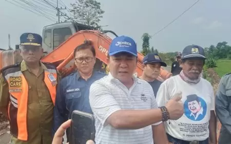 Bupati Jember Ajak Masyarakat Jaga Jalan M Yamin yang Diperbaiki