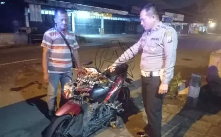 Kurang Perhatikan Arus Lalin, Pemotor Tulungagung Tewas Tabrak Truk Trailer