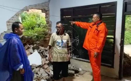 Bencana Alam Melanda Tulungagung, Hujan Deras Picu Tanah Longsor dan Puting Beliung Rusak Rumah Warga