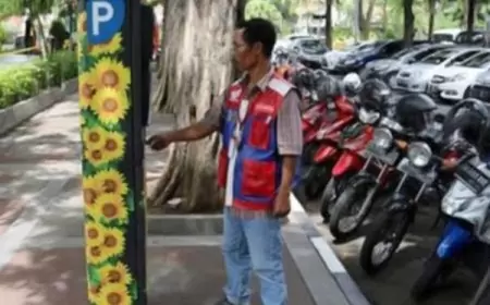 Tekan Kebocoran Dana Parkir, Pemkot Surabaya Berlakukan QRIS