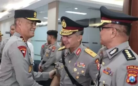 Kapolda Jatim Berikan Selamat kepada Brigjen Muhammad Aris Jadi Dosen