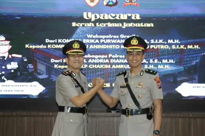 Wakapolres dan Kabag Ops Polres Gresik Dimutasi