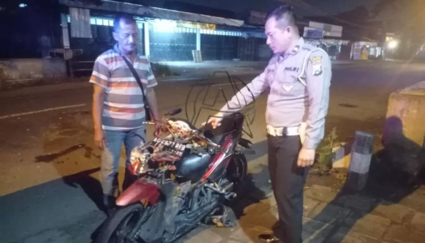 Kurang Perhatikan Arus Lalin, Pemotor Tulungagung Tewas Tabrak Truk Trailer