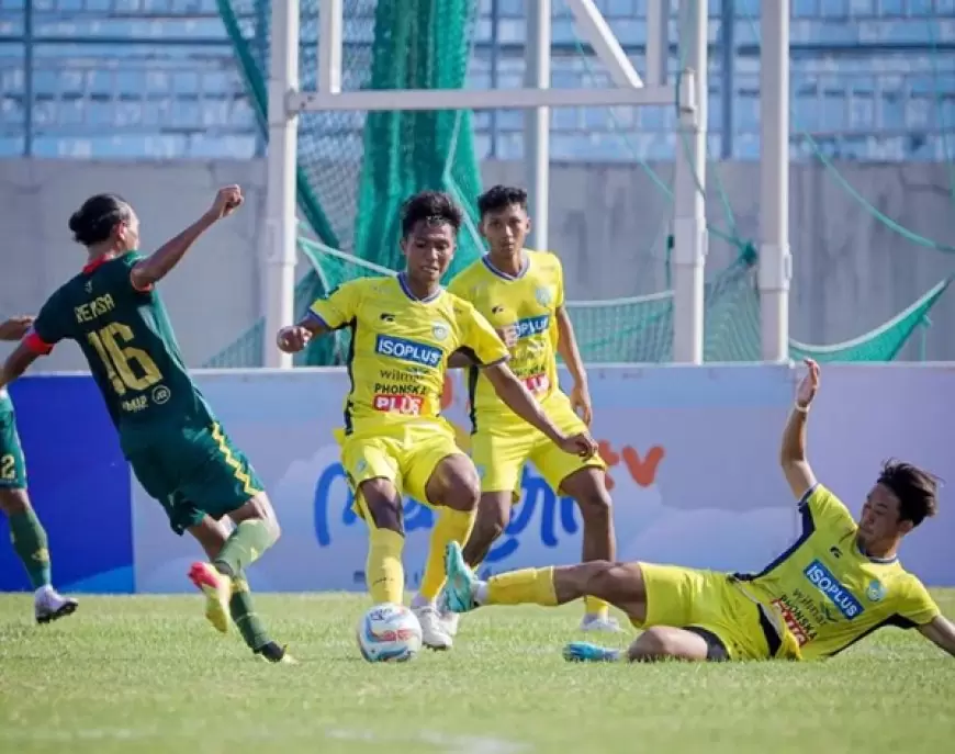 Gresik United Babak 12 Besar, Bermain Dikandang Gilas Persipal Palu  Skor 3 -1