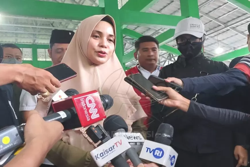 Siti Atiqoh Ganjar Sapa Warga Banyuwangi