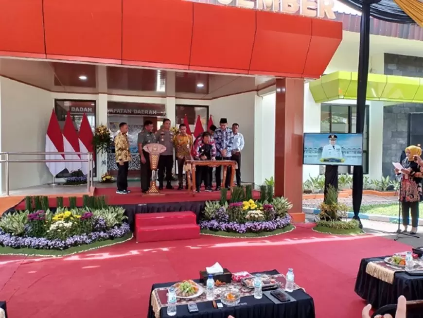 Resmikan Gedung Bapenda, Bupati Hendy Targetkan PAD 1.5 Triliun