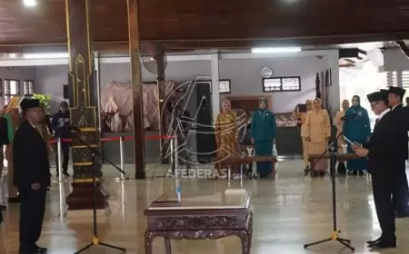 Pj Bupati Tulungagung Lantik Tri Hariadi sebagai Sekda, Fokus pada Peningkatan Pembangunan dan Koordinasi Investasi