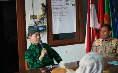 Bupati Arifin Rancang Strategi Penataan Pedagang Kaki Lima di Trenggalek