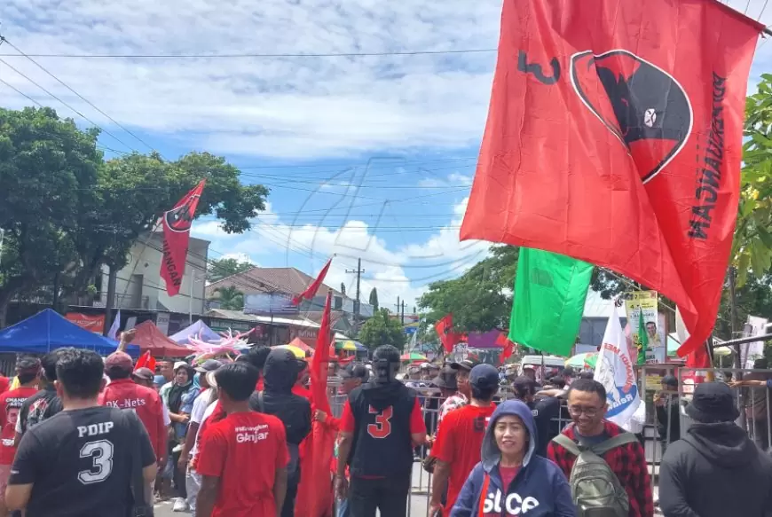Banyuwangi Memerah, Lautan Manusia Sambut Kampanye Akbar Ganjar-Mahfud