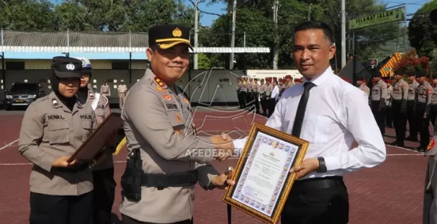 Polres Trenggalek Raih Predikat A dari Kementerian PANRB, Sejumlah Personel Terima Penghargaan