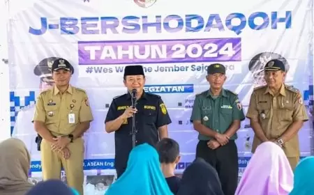 J-Bershodaqoh, Bupati Hendy Ajak Warga Berbagi