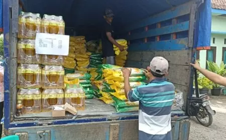 Diskoperindag Bondowoso Siapkan 1.250 Paket Sembako Murah Jelang Lebaran