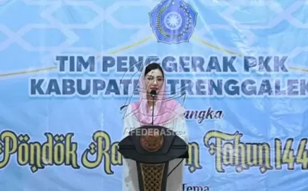 Ketua Tim PKK Trenggalek Menggelar Pondok Ramadhan untuk Wanita dan Anak Yatim