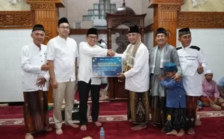 Petrokimia Gresik Salurkan Bantuan Operasional Masjid Rp 2 Miliar