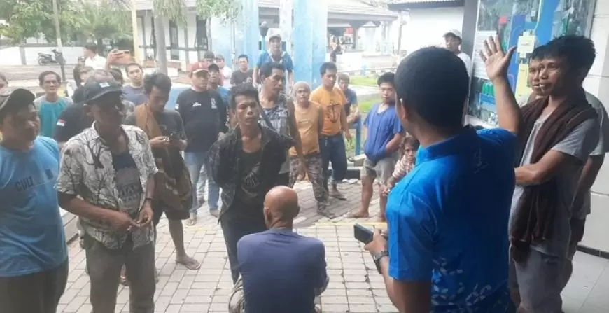 Situasi Chaos di Pelabuhan Jangkar Situbondo, Kapal Fery Tak Berlayar