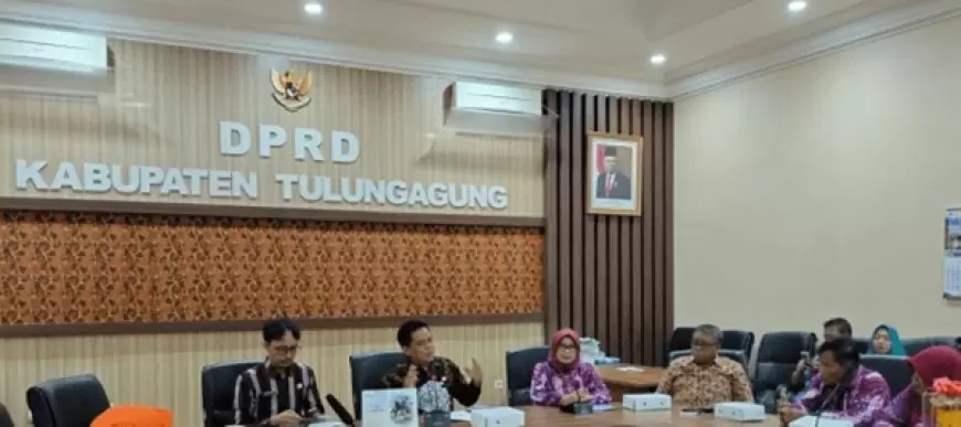 Sekwan DPRD Sambut Baik Kunjungan Siswa P5 SMPN 1 Kedungwaru